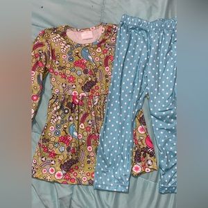 18months 2 piece outfit. Super soft material